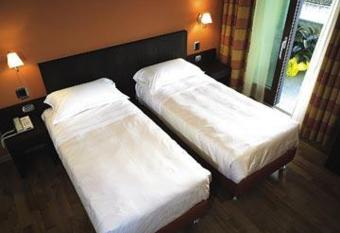 Hotel Dei Vicari has Balcony rooms