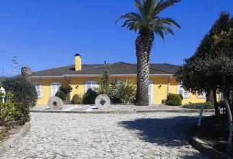 A Flor da Rosa has Balcony rooms