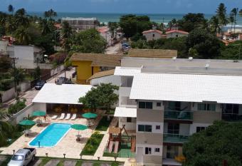 RESIDENCIAL PORTO BEIJUPIRA allows 18 year olds to book a room