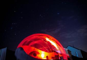 La bulle de Mont has rooms with a private hot tub