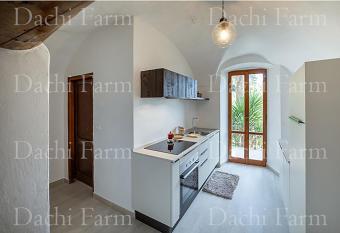 Appartamento Alba Dachi Farm allows 18 year olds to book a room