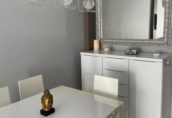 Ideal apartamento a 100m playa - Calafell allows 18 year olds to book a room