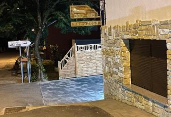 Sobe App Moj Hir bed and breakfast has Balcony rooms