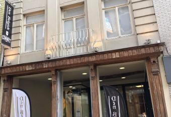 Den Belgiek beer and bed apartment allows 18 year olds to book a room