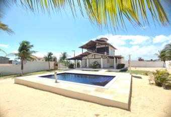 Casa Colonia has Balcony rooms