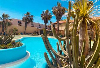 Surf and Chill Bungalow 70 has Balcony rooms