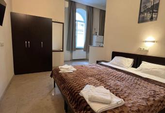 Hotel Grandis has Balcony rooms