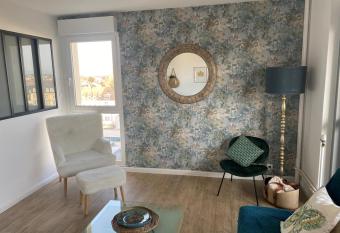 Magnifique appartement au coeur de Mulhouse has Balcony rooms