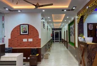 HOTEL OJAS has Balcony rooms