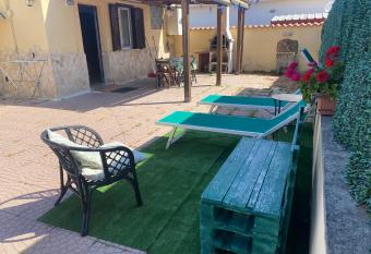 Little dream & relax Fiera di Roma has Balcony rooms