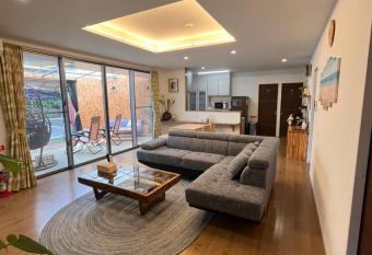 Resort Villa       -umiyui- allows 18 year olds to book a room