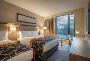 Clayton Hotel Glasgow City allows 18 year olds to book a room