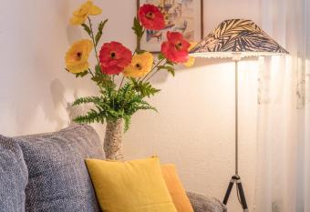 Einzimmerwohnung B und E has Balcony rooms