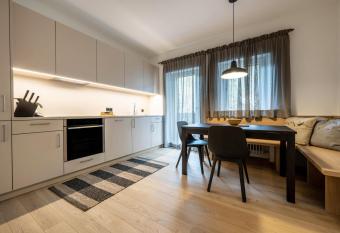 Plose 35 allows 18 year olds to book a room