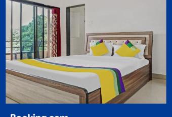 Itsy By Treebo - Strawberry Park Inn allows 18 year olds to book a room