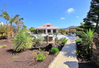 No 23 Lajares, The Bali House has Balcony rooms