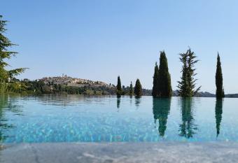 Ideal BnB has Balcony rooms