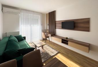 Hany Sweet allows 18 year olds to book a room