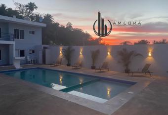 Bungalows America   s has Balcony rooms