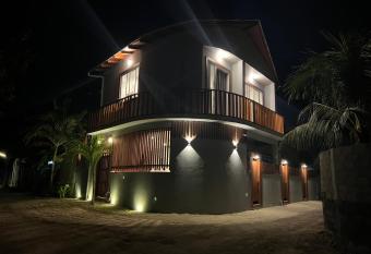 Finolhu Dhigurah has Balcony rooms