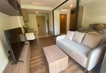 Apartment in La Habana Hua Hin has Balcony rooms