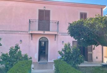 Villa Rosa di Mare has Balcony rooms