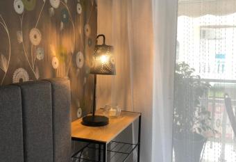 Sea view lux apartment has Balcony rooms