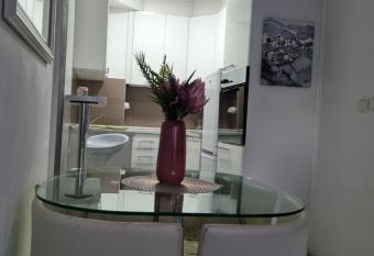 Downtown lux has Balcony rooms