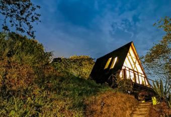 Glamping Coraz  n del Molino allows 18 year olds to book a room