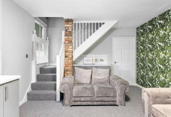 Still House allows 18 year olds to book a room