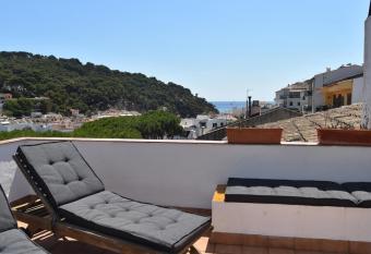 Balc   de Tamariu has Balcony rooms