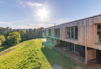 Basoan has Balcony rooms