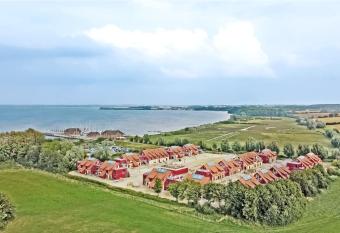 Bades Huk Ferien-Resort has Balcony rooms