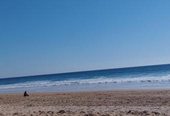 CARIHUELA LA CASCADA SWEET APARTAMENT allows 18 year olds to book a room