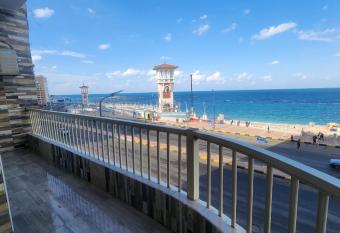                                                                        has rooms with a private hot tub