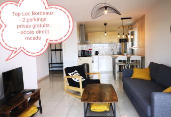 Au Cocon d Ornon - Top Location Bordeaux allows 18 year olds to book a room