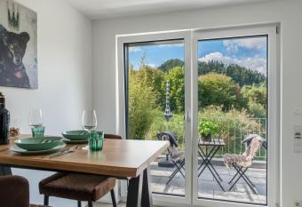 Landtraum 17 allows 18 year olds to book a room