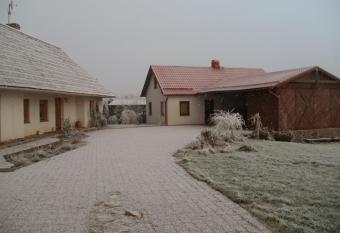 Talsu Pirti  a Vijoles has Balcony rooms