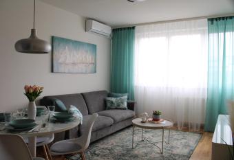 Arena Zagreb Premium Apartment has Balcony rooms
