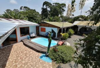 Cabinas Cahuita has Balcony rooms