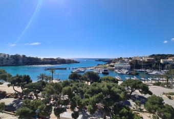 Meerblick Apartment 2 -Hafen Porto Cristo 120 m zum Strand has Balcony rooms