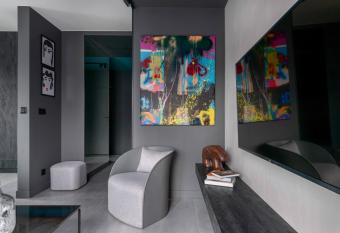 Niegaleria Apartament has Balcony rooms