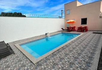 Su  tes Privativas em Guriri has Balcony rooms