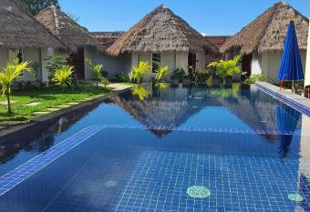 The Private Homestay Siem Reap allows 18 year olds to book a room