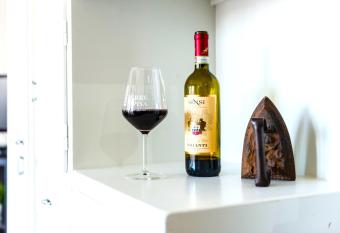 Hostly - Family Home Cisanello has Balcony rooms