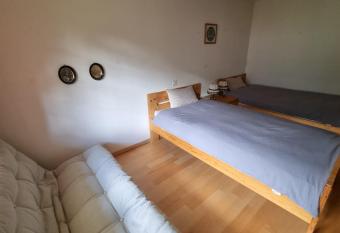 Snow+Surf B&B has Balcony rooms