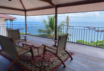 David Livingstone s Home has Balcony rooms