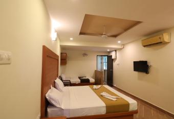 Hotel Rydham allows 18 year olds to book a room