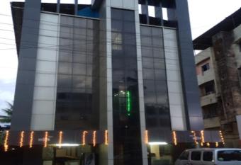 Hotel Saitej allows 18 year olds to book a room