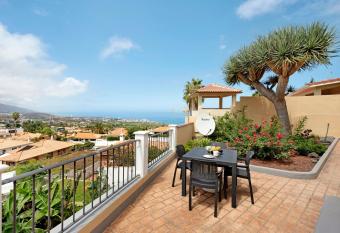Casa Luz de Luna has Balcony rooms